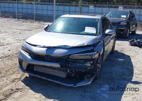 2024 Honda Civic Ex-L from USA, damaged, VIN 19XFL1H79RE017067